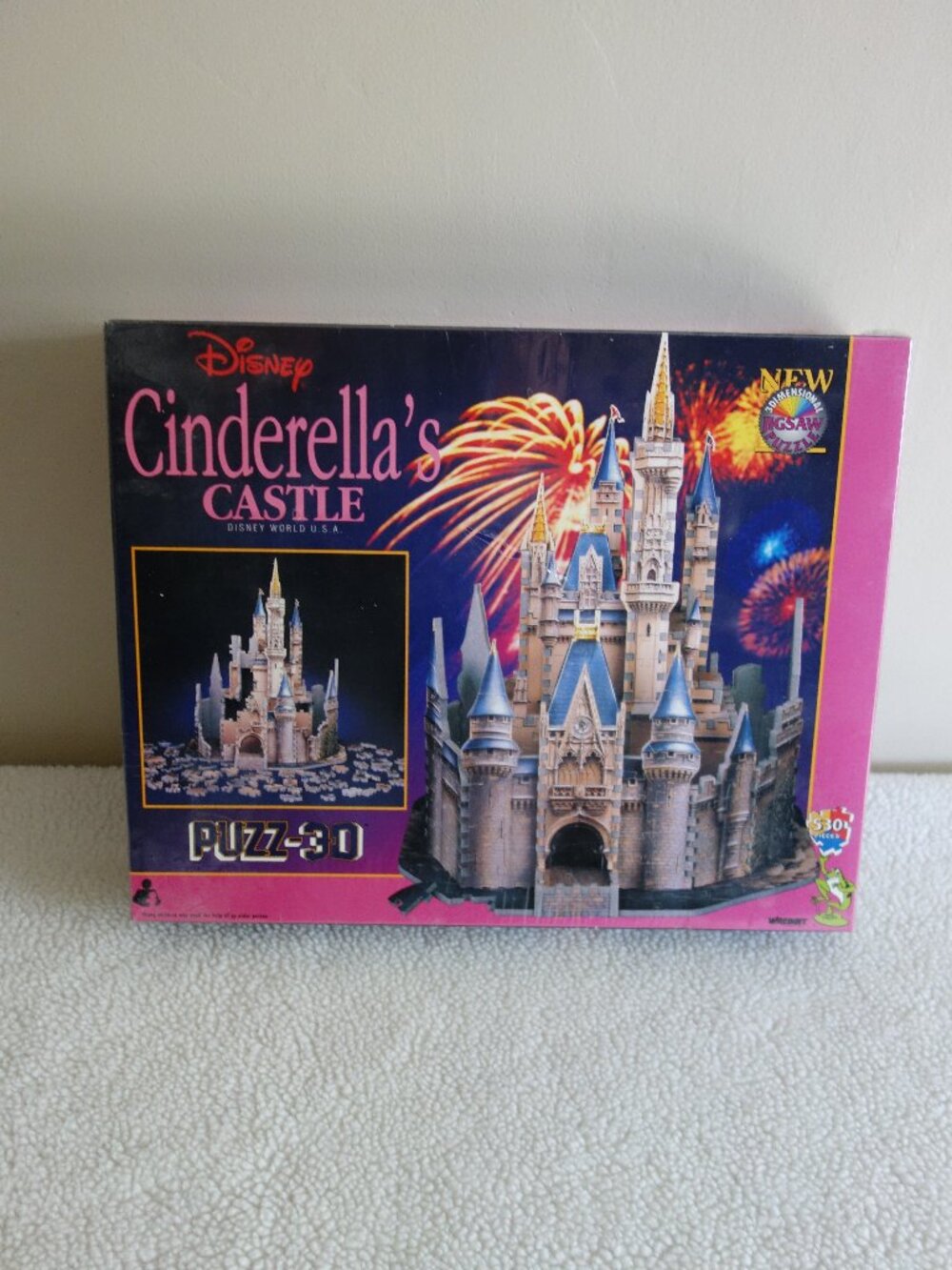 New / Sealed Vntg DISNEY CINDERELLA’S CASTLE 3-D Jigsaw Puzzle